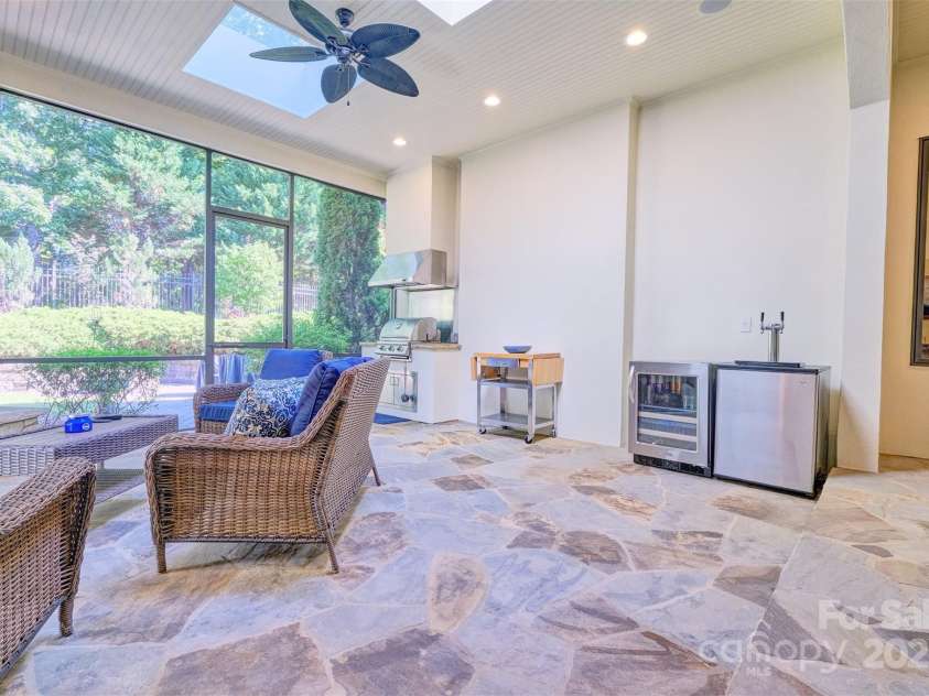 13525 Grand Palisades Parkway, Charlotte, NC 28278.  MLS# CAR4291297, YatesRealty ID 34502. 