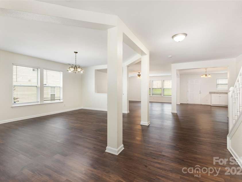 9508 Weston Woods Lane, Charlotte, NC 28216.  MLS# CAR4282260, YatesRealty ID 34503. 