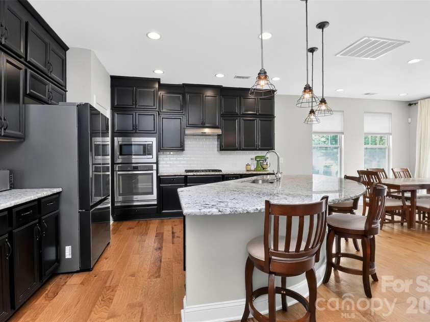 128 Creekside Crossing Lane, Mooresville, NC 28117.  MLS# CAR4395901, YatesRealty ID 34504. 