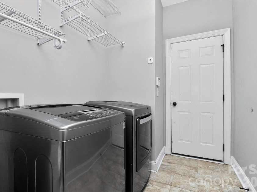 128 Creekside Crossing Lane, Mooresville, NC 28117.  MLS# CAR4395901, YatesRealty ID 34504. 
