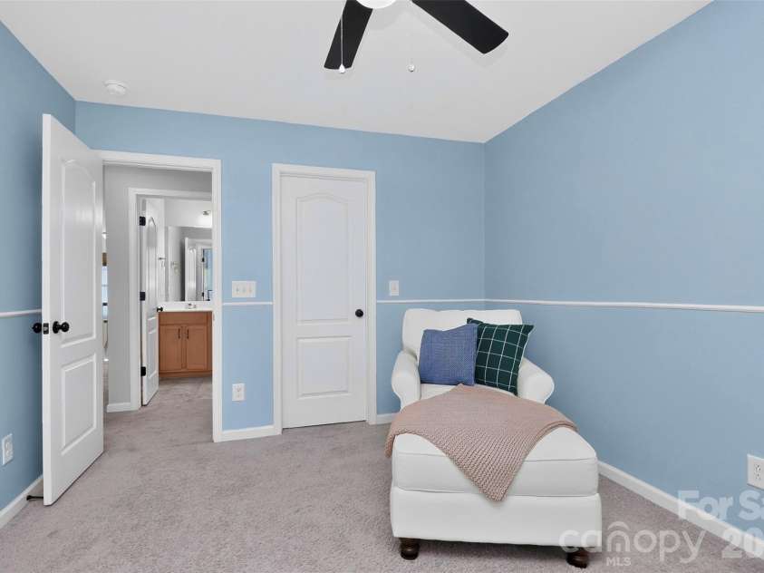 128 Creekside Crossing Lane, Mooresville, NC 28117.  MLS# CAR4395901, YatesRealty ID 34504. 
