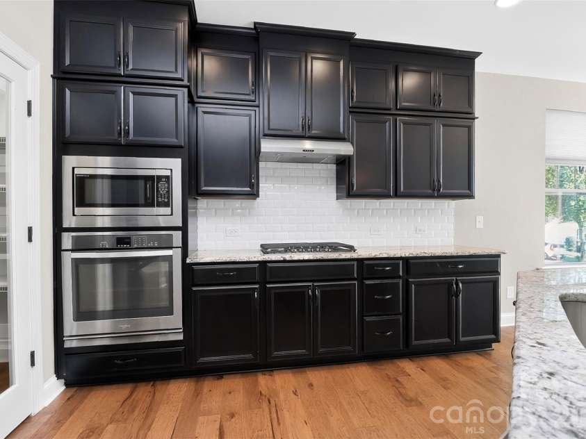 128 Creekside Crossing Lane, Mooresville, NC 28117.  MLS# CAR4430717, YatesRealty ID 34504. 