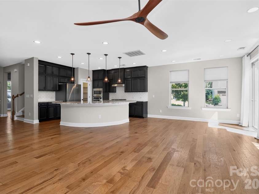 128 Creekside Crossing Lane, Mooresville, NC 28117.  MLS# CAR4430717, YatesRealty ID 34504. 