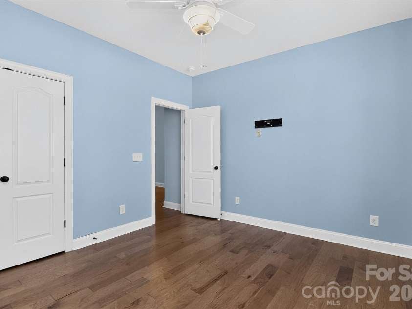 128 Creekside Crossing Lane, Mooresville, NC 28117.  MLS# CAR4430717, YatesRealty ID 34504. 