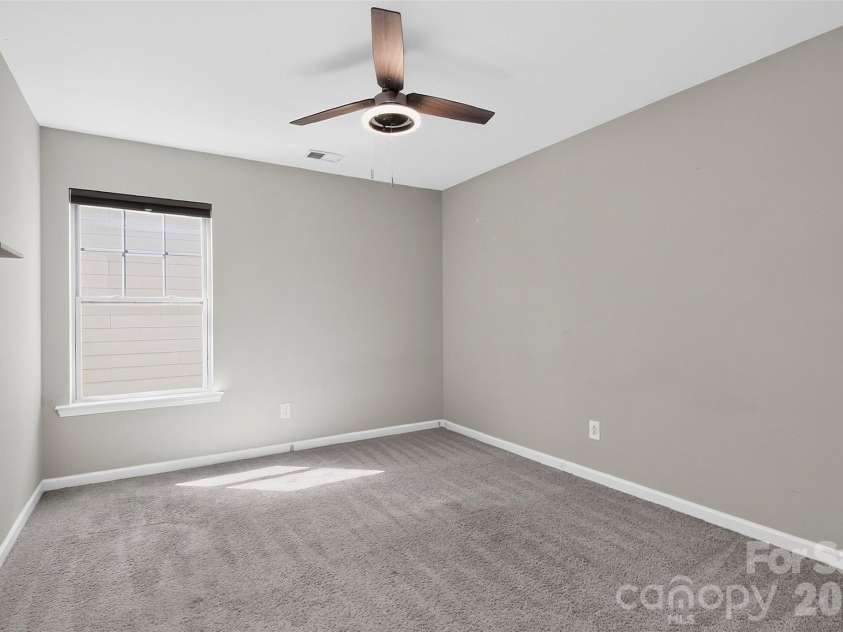 128 Creekside Crossing Lane, Mooresville, NC 28117.  MLS# CAR4430717, YatesRealty ID 34504. 