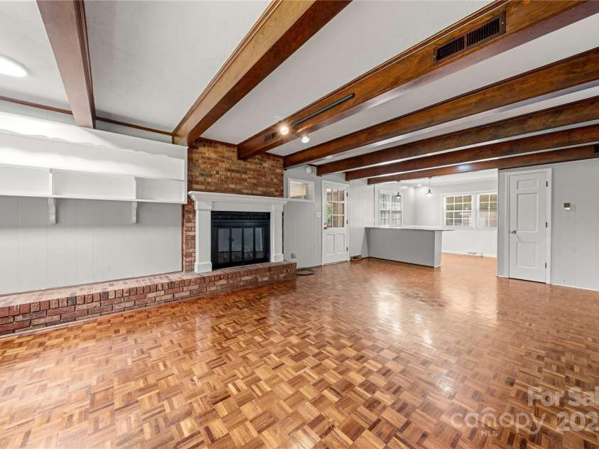 205 Gaston Avenue, Bessemer City, NC 28016.  MLS# CAR4296266, YatesRealty ID 34504. 