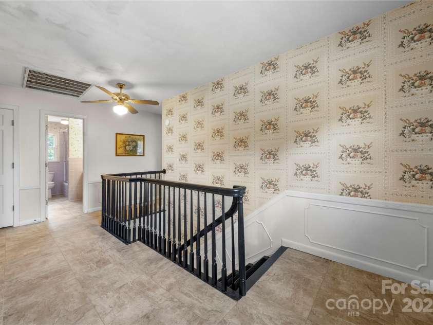 205 Gaston Avenue, Bessemer City, NC 28016.  MLS# CAR4296266, YatesRealty ID 34504. 