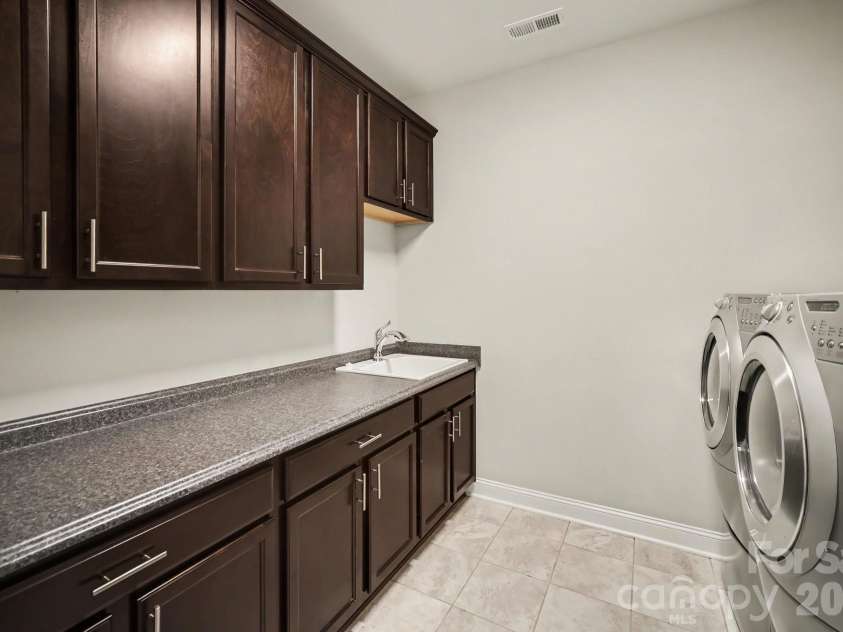 9032 Treetop Way, Concord, NC 28027.  MLS# CAR4397429, YatesRealty ID 34505. 