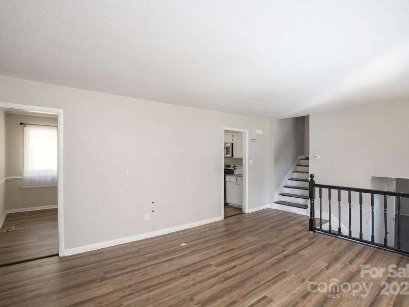 129 Woodland Drive, Havelock, NC 28532.  MLS# CAR4296615, YatesRealty ID 34506. 