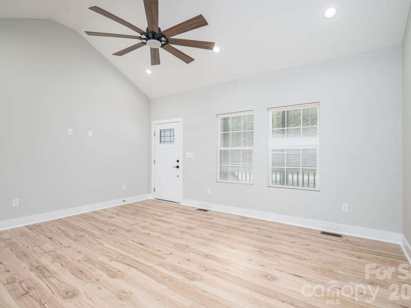 2474 Shoal Road, Crouse, NC 28033.  MLS# CAR4398463, YatesRealty ID 34507. Den