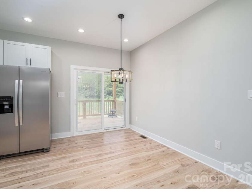 2474 Shoal Road, Crouse, NC 28033.  MLS# CAR4398463, YatesRealty ID 34507. Dining