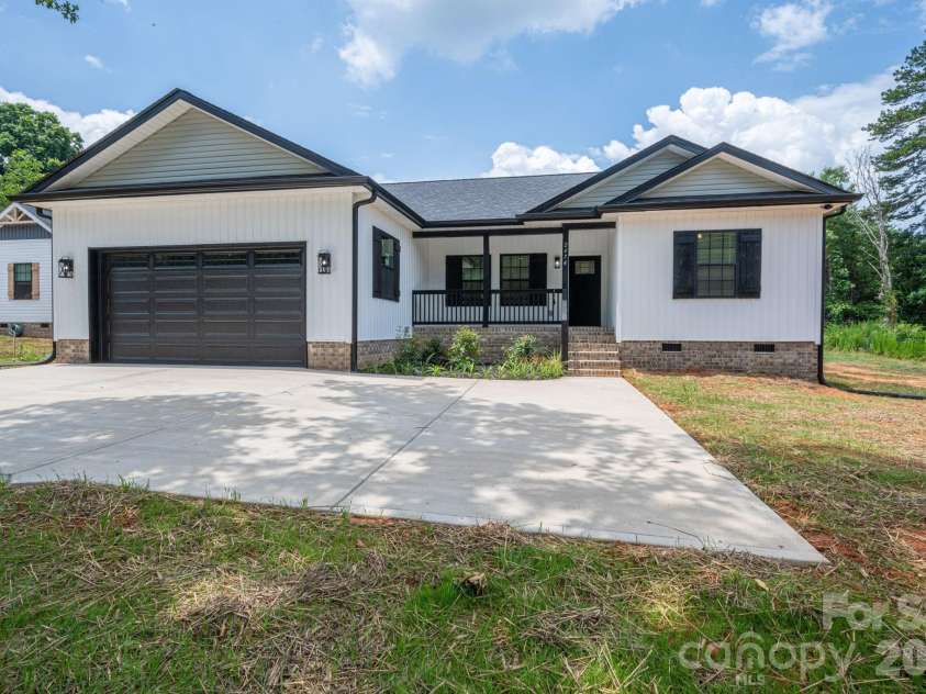 2474 Shoal Road, Crouse, NC 28033.  MLS# CAR4398463, YatesRealty ID 34507. Front View