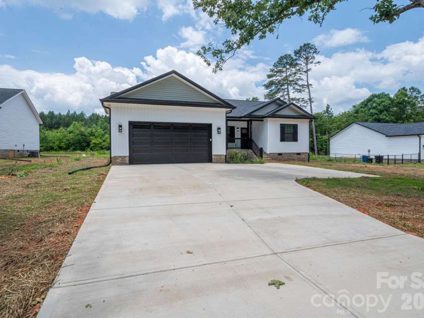 2474 Shoal Road, Crouse, NC 28033.  MLS# CAR4398463, YatesRealty ID 34507. Front View