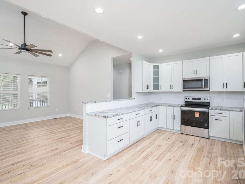 2474 Shoal Road, Crouse, NC 28033.  MLS# CAR4398463, YatesRealty ID 34507. Kitchen
