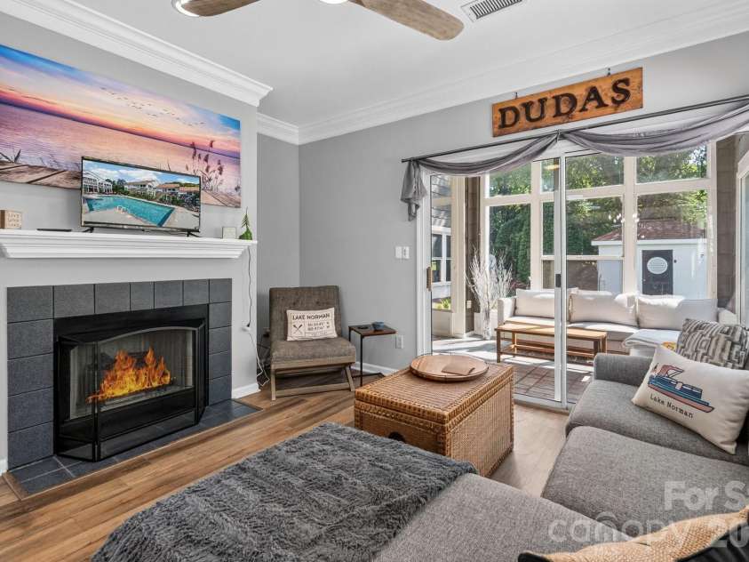 756 Southwest Drive, Davidson, NC 28036.  MLS# CAR4399125, YatesRealty ID 34508. 