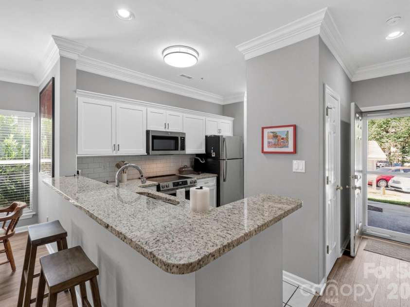 756 Southwest Drive, Davidson, NC 28036.  MLS# CAR4399125, YatesRealty ID 34508. 