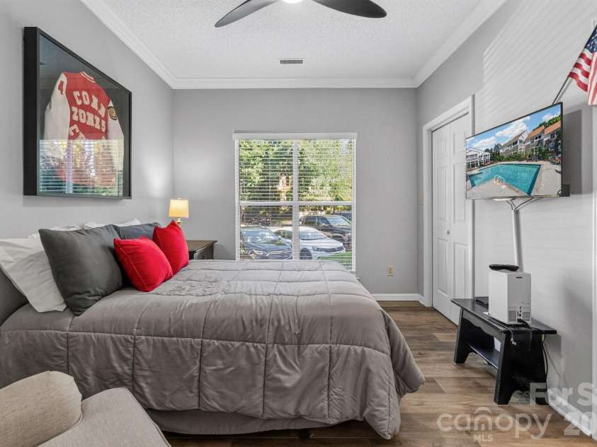 756 Southwest Drive, Davidson, NC 28036.  MLS# CAR4399125, YatesRealty ID 34508. 