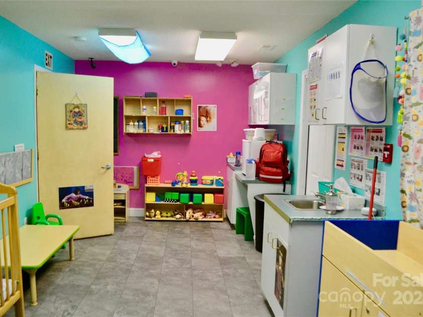 143 Henrietta Street, Ellenboro, NC 28040.  MLS# CAR4190583, YatesRealty ID 3451. 