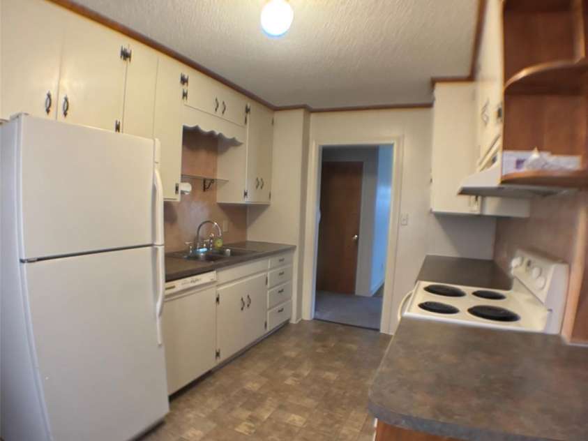 150 Old Georgia Road, Statesville, NC 28625.  MLS# CAR4324519, YatesRealty ID 3451. 