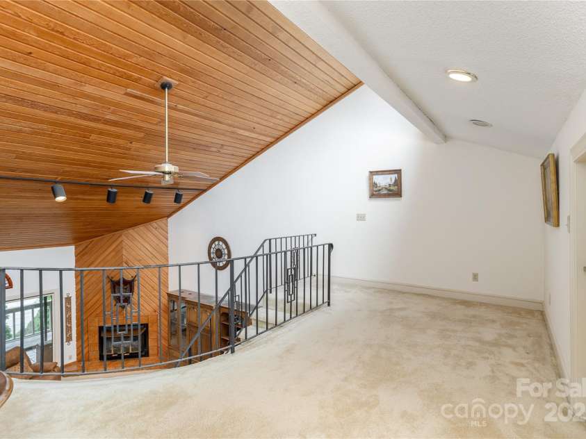 1 Westridge Court, Hendersonville, NC 28791.  MLS# CAR4295596, YatesRealty ID 34510. 