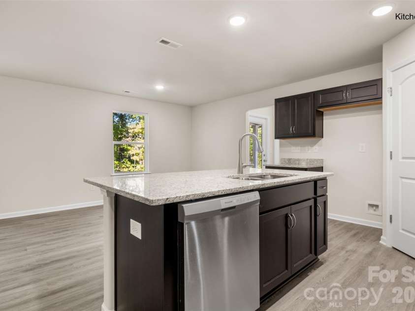 1707 Evans Drive, Lancaster, SC 29720.  MLS# CAR4435817, YatesRealty ID 34510. 