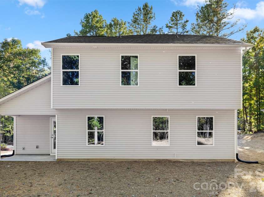 1707 Evans Drive, Lancaster, SC 29720.  MLS# CAR4435817, YatesRealty ID 34510. 