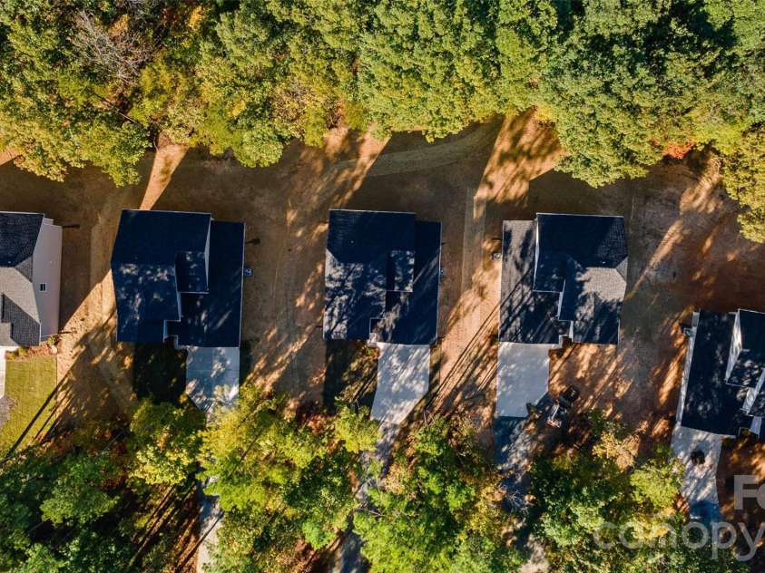 1707 Evans Drive, Lancaster, SC 29720.  MLS# CAR4435817, YatesRealty ID 34510. 