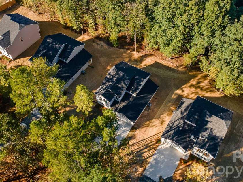 1707 Evans Drive, Lancaster, SC 29720.  MLS# CAR4435817, YatesRealty ID 34510. 