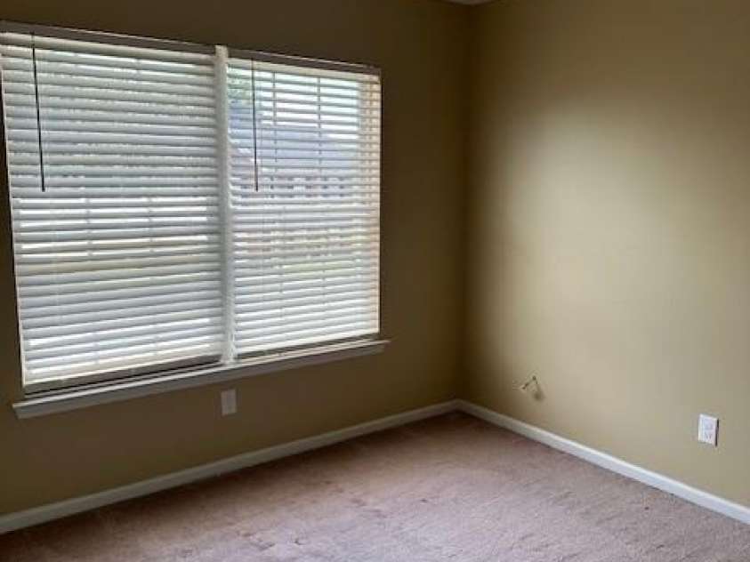 2113 Ballingarry Drive, Statesville, NC 28625.  MLS# CAR4277478, YatesRealty ID 34513. 