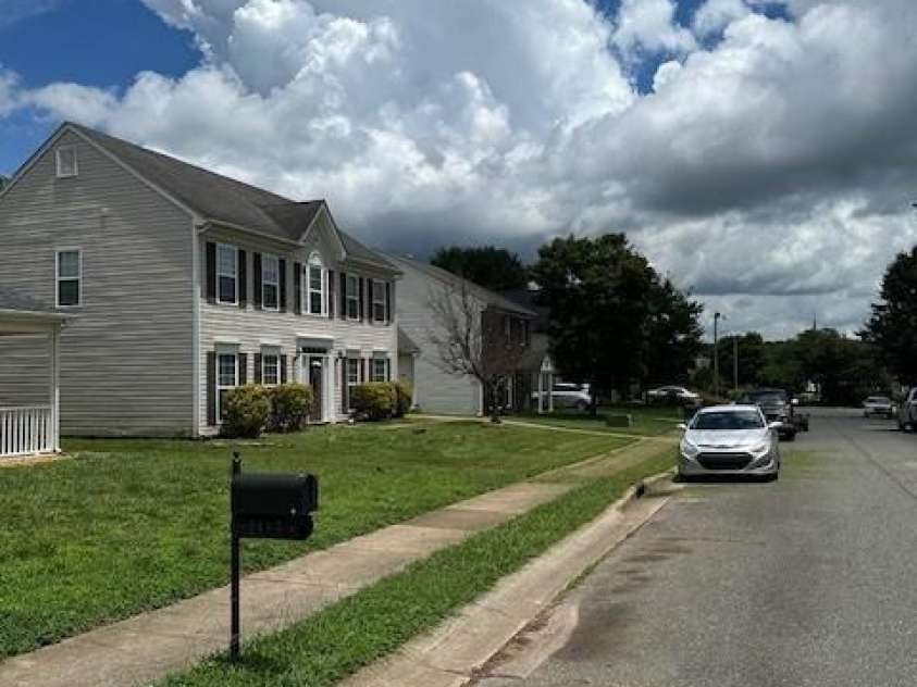 2113 Ballingarry Drive, Statesville, NC 28625.  MLS# CAR4277478, YatesRealty ID 34513. 