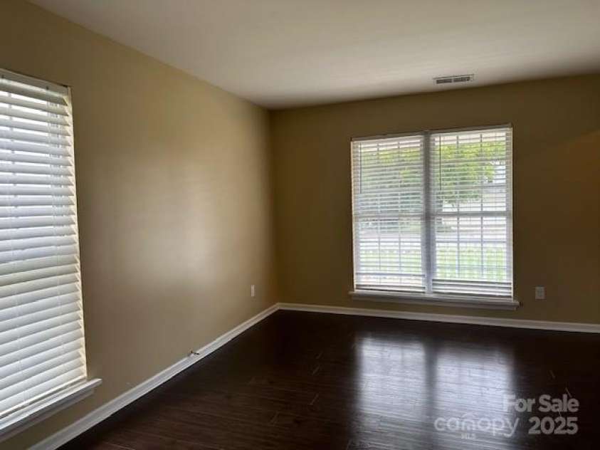 2113 Ballingarry Drive, Statesville, NC 28625.  MLS# CAR4277478, YatesRealty ID 34513. Formal Living Room