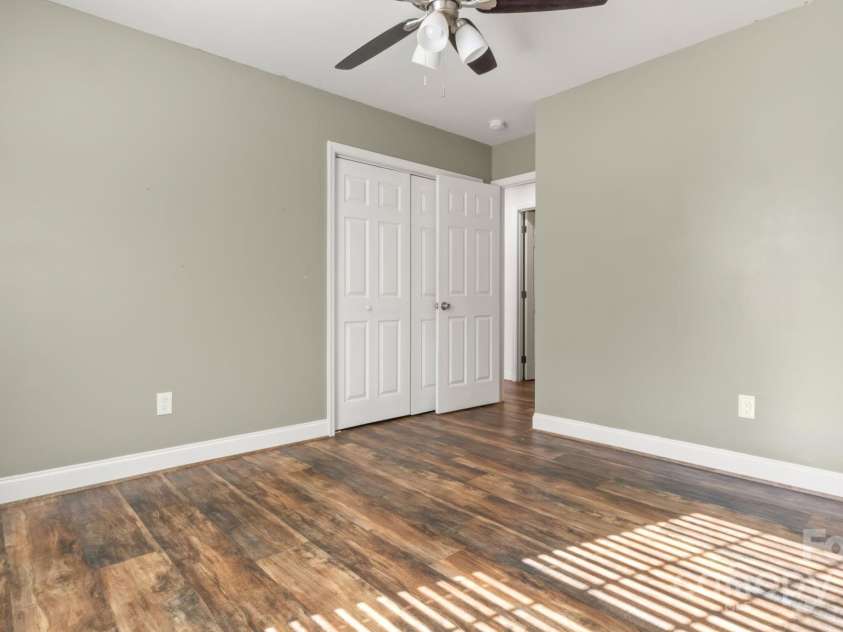 5554 Hillsdale Drive, Fort Lawn, SC 29714.  MLS# CAR4269633, YatesRealty ID 34514. Third Bedroom