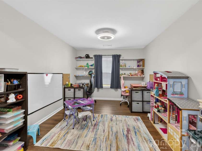 1200 Catawba Run, Lowell, NC 28098.  MLS# CAR4392613, YatesRealty ID 34515. Dining room / flex