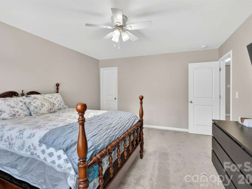 1200 Catawba Run, Lowell, NC 28098.  MLS# CAR4392613, YatesRealty ID 34515. Fourth Bedroom