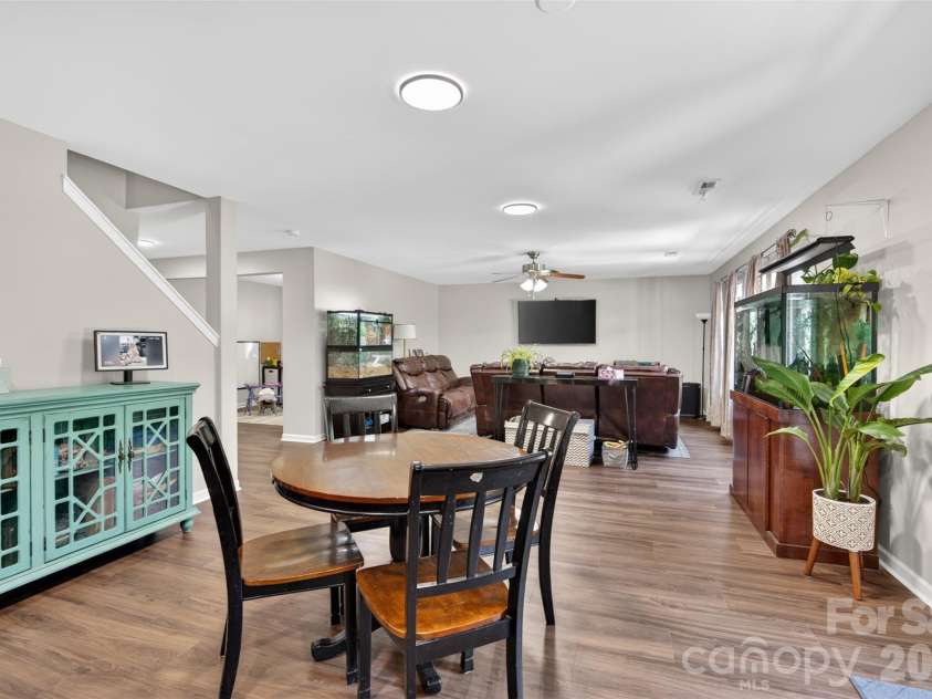 1200 Catawba Run, Lowell, NC 28098.  MLS# CAR4392613, YatesRealty ID 34515. Kitchen to living
