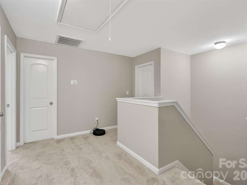 1200 Catawba Run, Lowell, NC 28098.  MLS# CAR4392613, YatesRealty ID 34515. Upstairs Hall