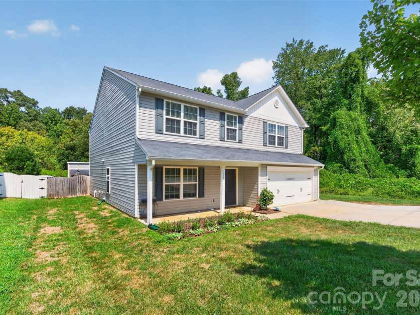 1200 Catawba Run, Lowell, NC 28098.  MLS# CAR4426073, YatesRealty ID 34515. 