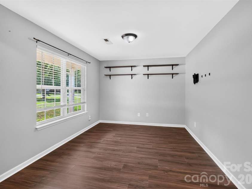 1200 Catawba Run, Lowell, NC 28098.  MLS# CAR4426073, YatesRealty ID 34515. 