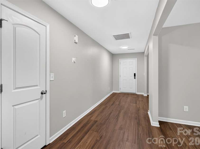 1200 Catawba Run, Lowell, NC 28098.  MLS# CAR4426073, YatesRealty ID 34515. 