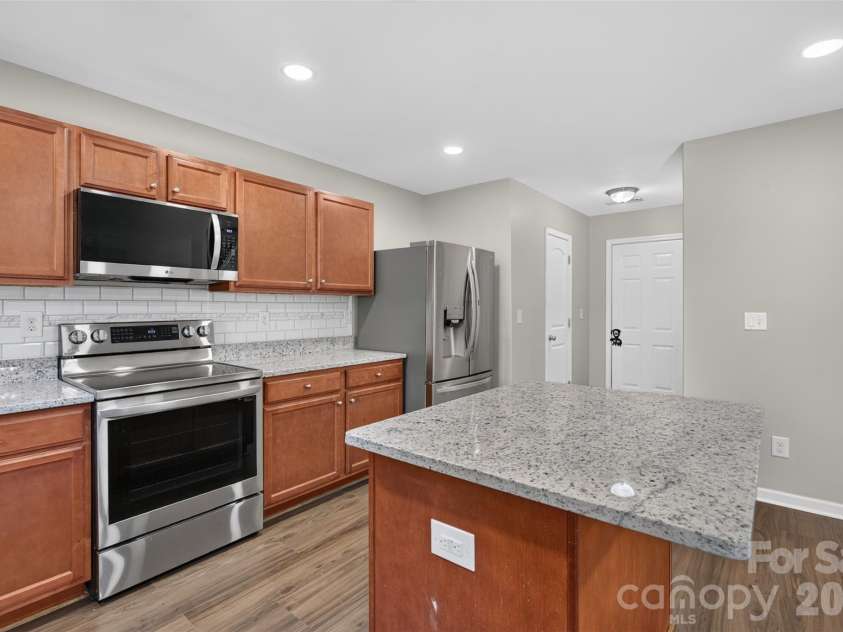 1200 Catawba Run, Lowell, NC 28098.  MLS# CAR4426073, YatesRealty ID 34515. 