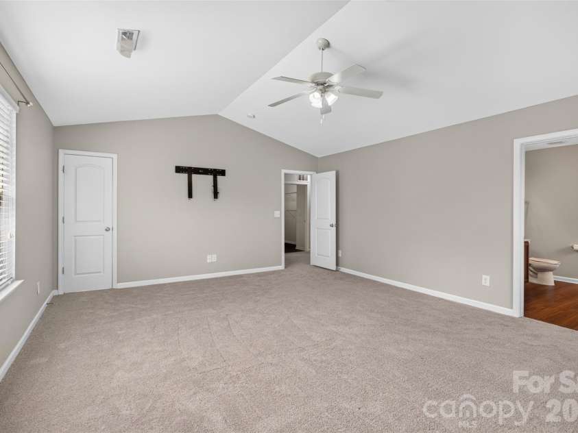 1200 Catawba Run, Lowell, NC 28098.  MLS# CAR4426073, YatesRealty ID 34515. 