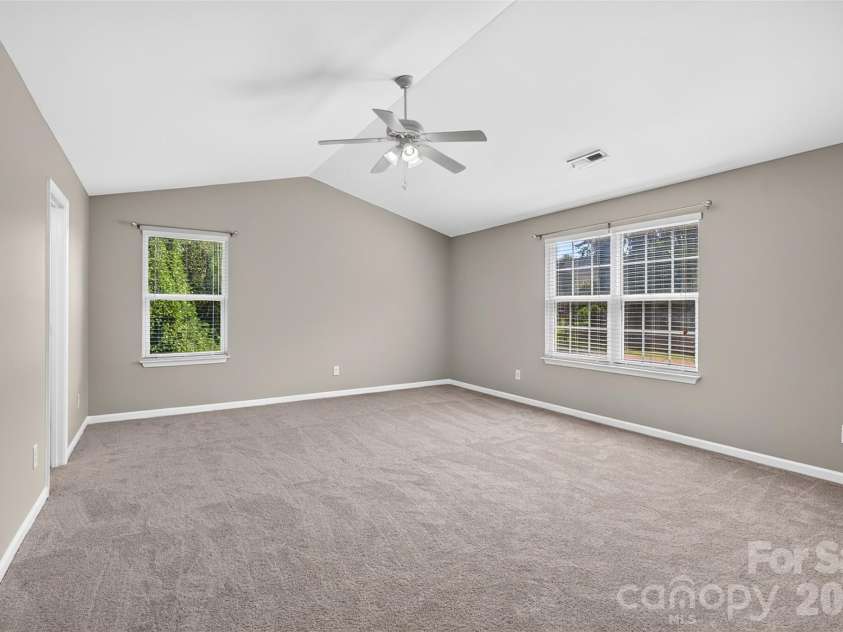 1200 Catawba Run, Lowell, NC 28098.  MLS# CAR4426073, YatesRealty ID 34515. 