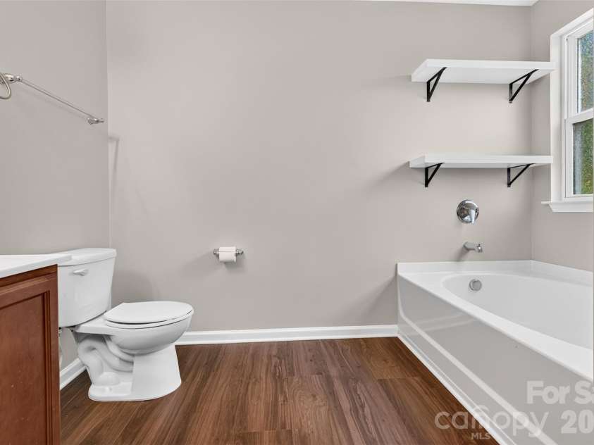 1200 Catawba Run, Lowell, NC 28098.  MLS# CAR4426073, YatesRealty ID 34515. 