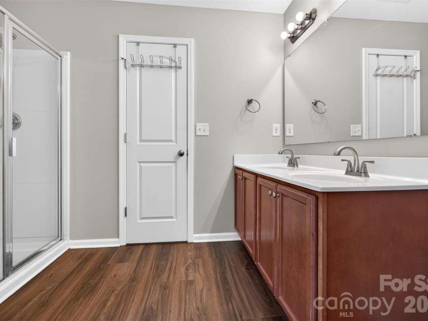 1200 Catawba Run, Lowell, NC 28098.  MLS# CAR4426073, YatesRealty ID 34515. 