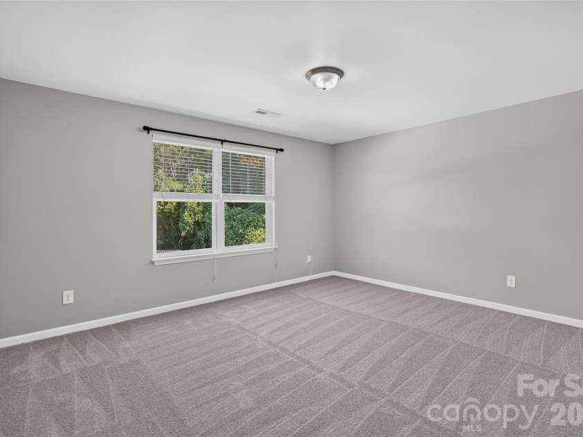 1200 Catawba Run, Lowell, NC 28098.  MLS# CAR4426073, YatesRealty ID 34515. 