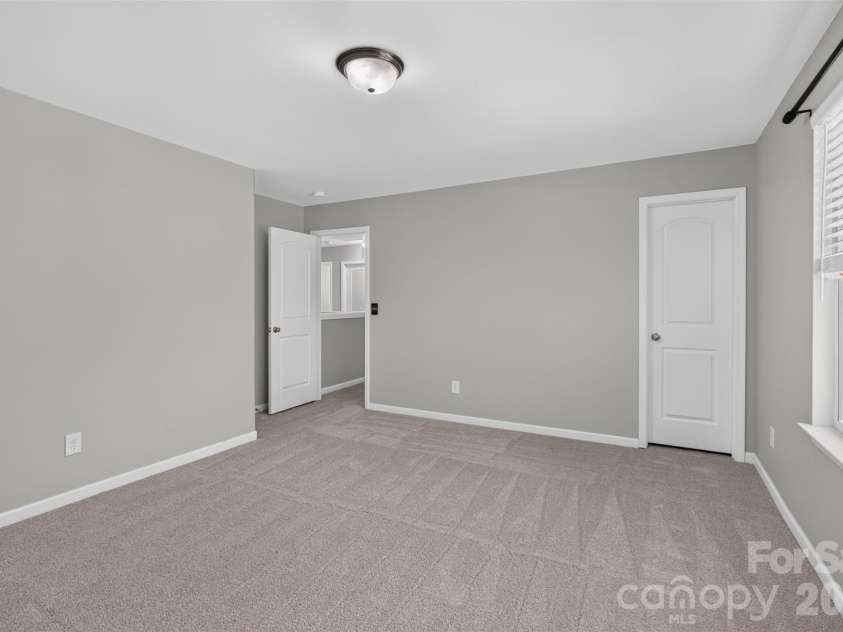 1200 Catawba Run, Lowell, NC 28098.  MLS# CAR4426073, YatesRealty ID 34515. 