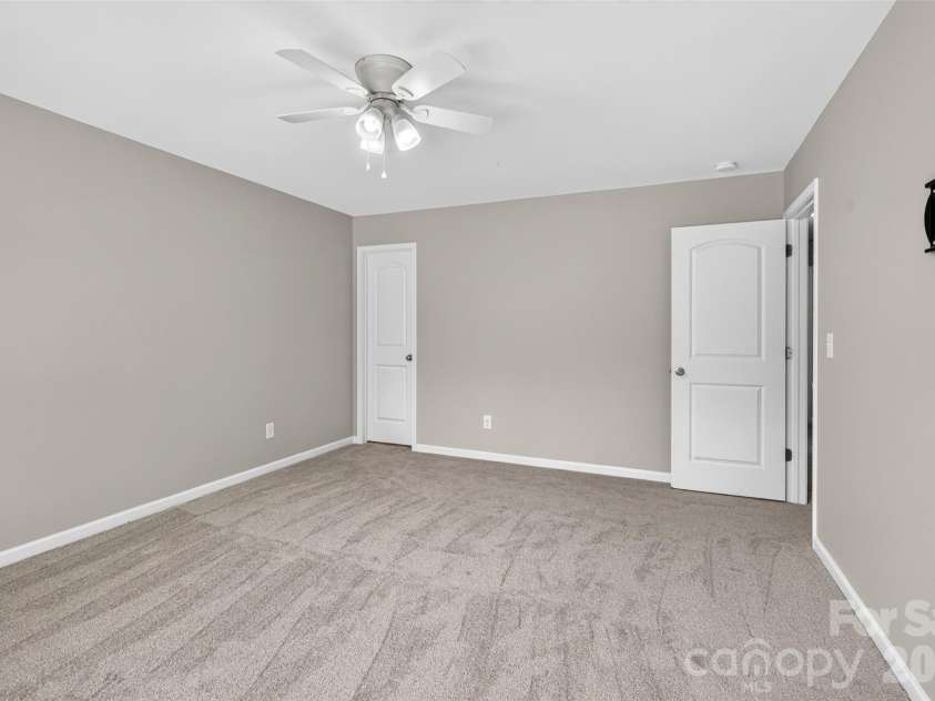 1200 Catawba Run, Lowell, NC 28098.  MLS# CAR4426073, YatesRealty ID 34515. 