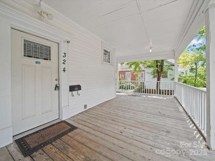 324 Park Avenue, Rock Hill, SC 29730.  MLS# CAR4292742, YatesRealty ID 34516. 
