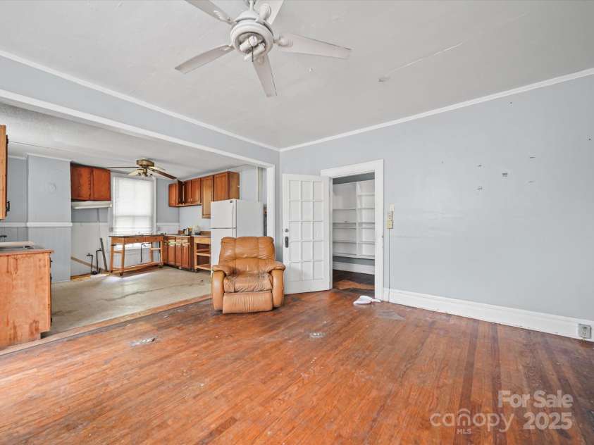 324 Park Avenue, Rock Hill, SC 29730.  MLS# CAR4292742, YatesRealty ID 34516. 