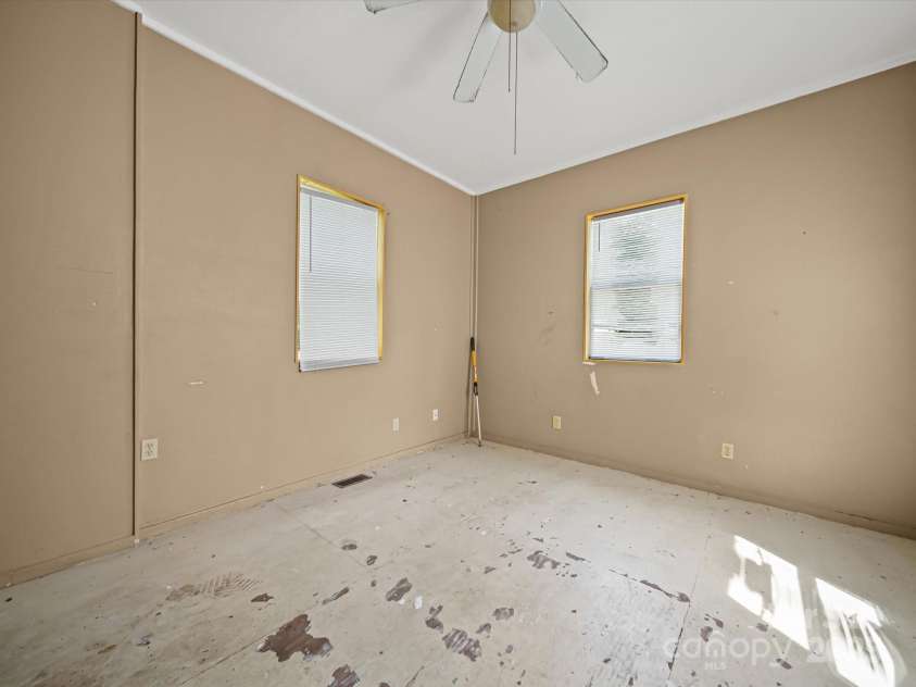 324 Park Avenue, Rock Hill, SC 29730.  MLS# CAR4292742, YatesRealty ID 34516. 